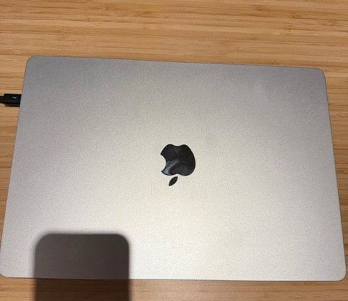 Περισσότερες πληροφορίες για "MacBook Air 15.3" / M4 / 10-Core CPU / 10-Core GPU / 32GB RAM / 1TB SSD / 70W / Silver"