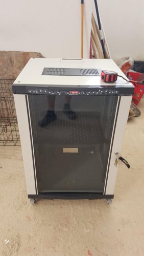 Περισσότερες πληροφορίες για "Rack 16U"