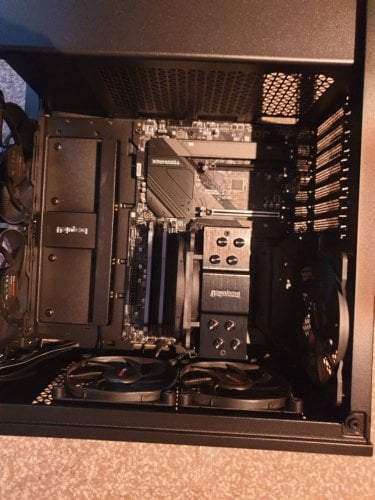 Περισσότερες πληροφορίες για "I5 12600KF 16GB DDR4 WiFi"