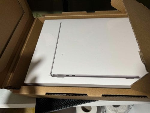 Περισσότερες πληροφορίες για "Apple MacBook Air 13.6" (M2-8‑core/8GB/256GB SSD/8-Core GPU)"