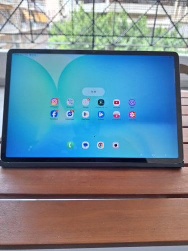 Περισσότερες πληροφορίες για "Samsung Galaxy Tab S10 FE+ 5G 2025 (5G/256 GB/1580/12 GB)"