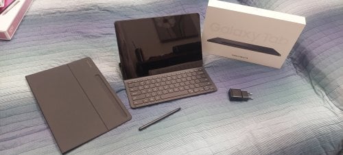 Περισσότερες πληροφορίες για "Samsung Galaxy Tab S7 FE 12.4" (4GB/64GB)"