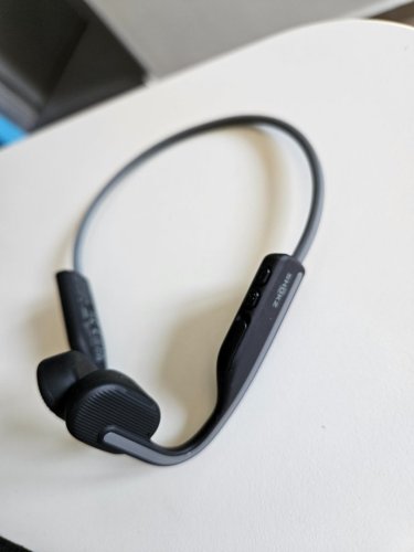 Περισσότερες πληροφορίες για "Aftershokz Openmove Bone Conduction Bluetooth Handsfree Earphones with Sweat Resistance Slate Grey"
