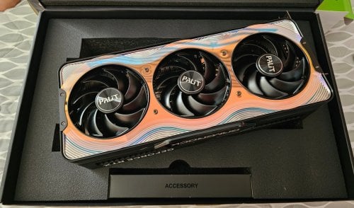 Περισσότερες πληροφορίες για "Palit GeForce RTX 5070 Ti GameRock 16gb Gddr7"