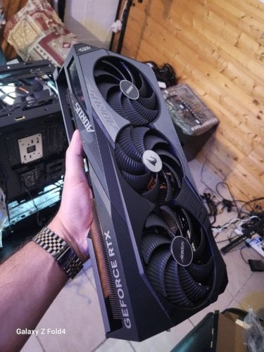 Περισσότερες πληροφορίες για "Gigabyte AORUS GeForce RTX 4090 MASTER 24G με εγγύηση!"