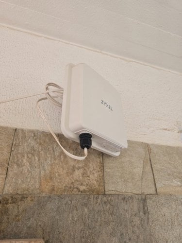 Περισσότερες πληροφορίες για "Zyxel Nebula FWA710 5g NR Modem/Router"