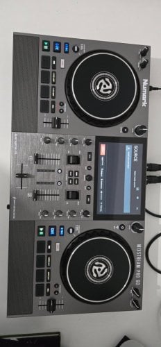 Περισσότερες πληροφορίες για "Dj Controller Mixstream Pro Go"