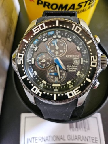 Περισσότερες πληροφορίες για "Citizen promaster aqualand divers 200m"
