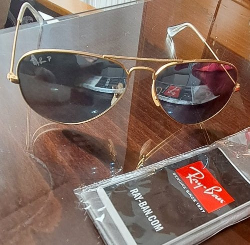Περισσότερες πληροφορίες για "Ray Ban Aviator Γυαλιά Ηλίου με Χρυσό Μεταλλικό Σκελετό και Polarized Καθρέφτη"