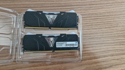 Περισσότερες πληροφορίες για "Patriot Memory Viper RGB PVR416G360C6K"