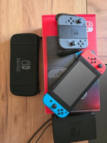 Περισσότερες πληροφορίες για "Nintendo v2 σαν καινούργιο"