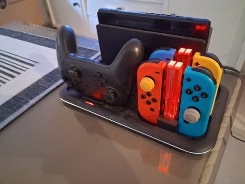 Περισσότερες πληροφορίες για "Nintendo switch v1+ extras"
