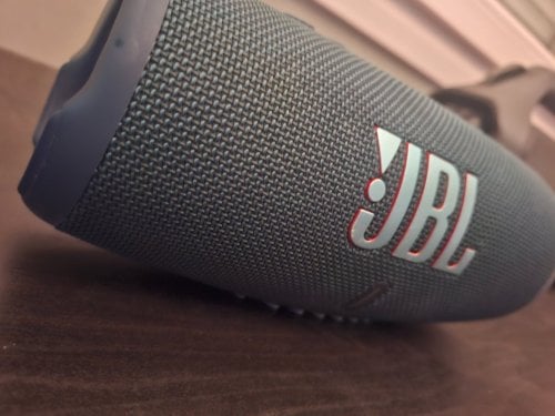 Περισσότερες πληροφορίες για "JBL CHARGE 5"
