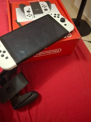 Περισσότερες πληροφορίες για "Nintendo switch oled"