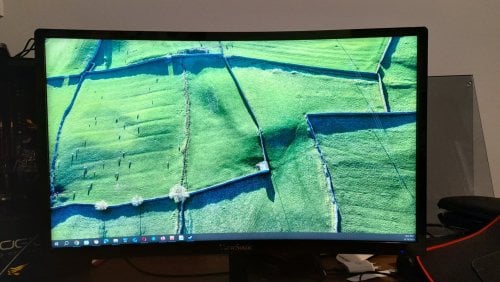 Περισσότερες πληροφορίες για "Curved Gaming Monitor Viewsonic VX2458-C-mhd VA 23.6" FHD 1920x1080 144Hz"
