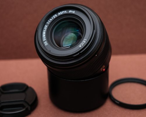 Περισσότερες πληροφορίες για "Panasonic Leica DG Summilux 25mm f/1.4 ASPH."