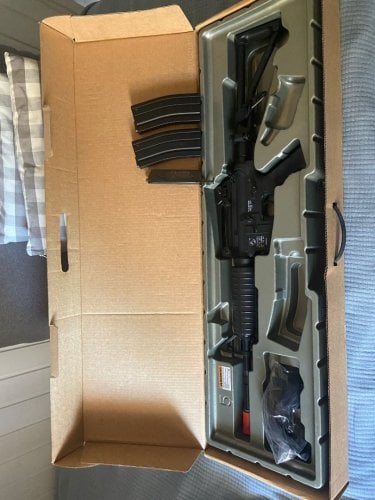 Περισσότερες πληροφορίες για "Airsoft ICS M4"