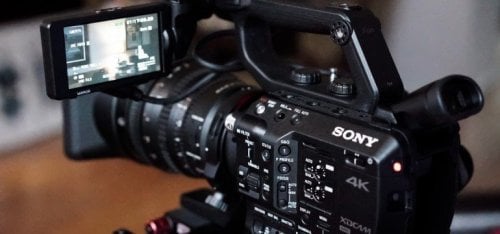Περισσότερες πληροφορίες για "Sony PXW-FS5 XDCAM Super 35 Camera System& 4K RAW Upgrade"