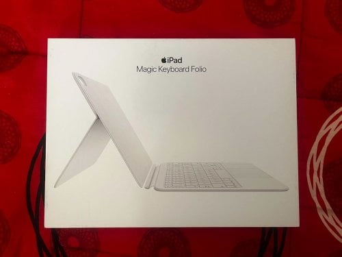 Περισσότερες πληροφορίες για "Apple Ipad Magic Keyboard Folio"