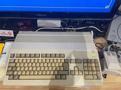 Περισσότερες πληροφορίες για "Amiga 500 (rev. 6a motherboard) με PSU"
