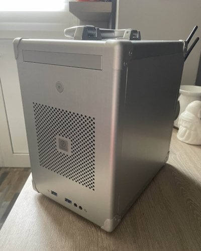 Περισσότερες πληροφορίες για "Mini itx pc ολόκληρο ή κομμάτια"