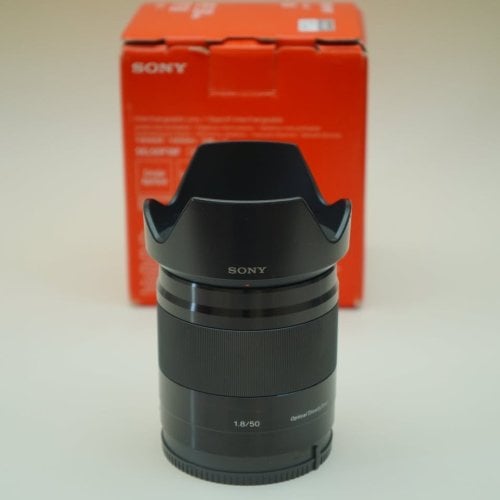 Περισσότερες πληροφορίες για "Sony Crop 50mm f/1.8 OSS Σταθερός για Sony E Mount."