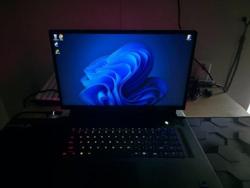 Περισσότερες πληροφορίες για "Gaming Laptop Alienware x17 R2"