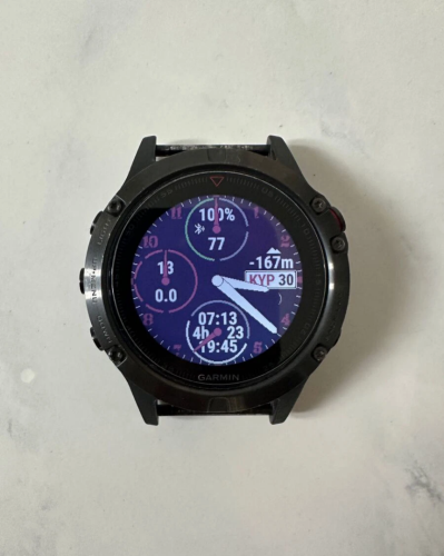 Περισσότερες πληροφορίες για "Garmin fēnix 5 47mm"