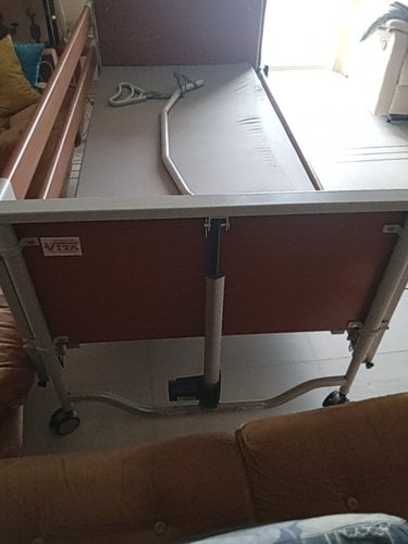 Περισσότερες πληροφορίες για "νοσοκομειακο κρεβατι 400 ευρω"