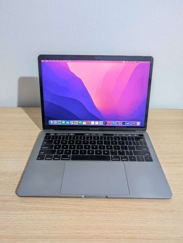 Περισσότερες πληροφορίες για "Macbook A1706 (i5/8/500Gb)"