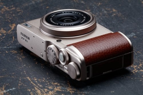 Περισσότερες πληροφορίες για "Fujifilm XF10"