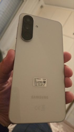 Περισσότερες πληροφορίες για "Samsung A56 white 128gb"