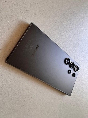 Περισσότερες πληροφορίες για "Samsung Galaxy S24 Ultra (Μαύρο/256 GB)"