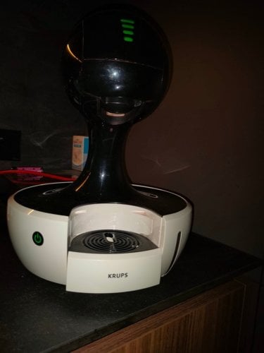 Περισσότερες πληροφορίες για "Καφετιέρα Dolce Gusto Drop αυτόματη με δώρο κάψουλες espresso."