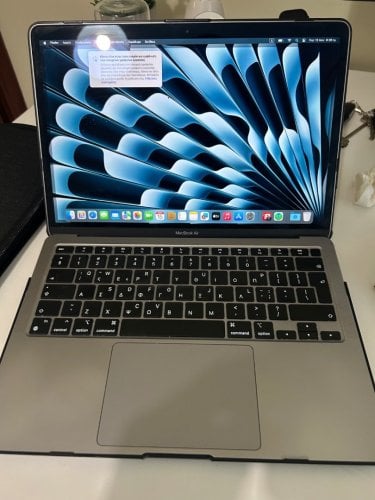 Περισσότερες πληροφορίες για "MacBook Air M1 16GB Unified Memory, 256 Storage"