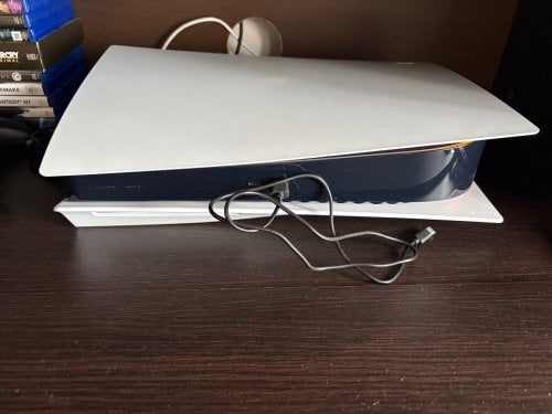 Περισσότερες πληροφορίες για "Ps5 Disc edition με πολλά extra"