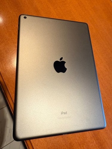 Περισσότερες πληροφορίες για "Apple iPad  2021 10.2" (64 GB/A13/iPadOS 15)"