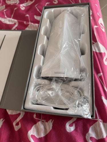 Περισσότερες πληροφορίες για "MikroTik Audience Tri-band (one 2.4 GHz & two 5 GHz) home access point"
