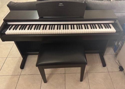 Περισσότερες πληροφορίες για "YAMAHA ARIUS YDP 135"