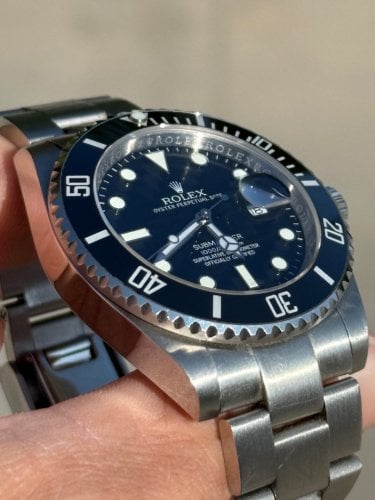 Περισσότερες πληροφορίες για "REPLICA : ROLEX SUBMARINER 126610LN 41mm"