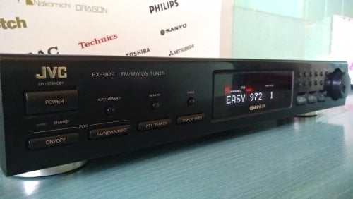 Περισσότερες πληροφορίες για "JVC FX-382R 3 band digital tuner"