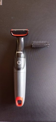 Πωλείται ξυριστική μηχανή σώματος (Body Trimmer)