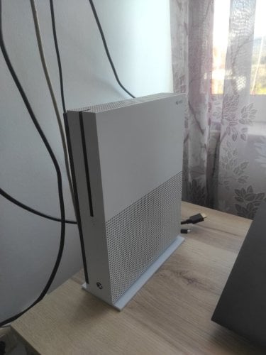 Περισσότερες πληροφορίες για "Xbox One S"