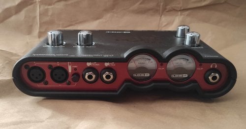 Περισσότερες πληροφορίες για "Line 6 POD Tone Port Studio UX2 Usb interface"