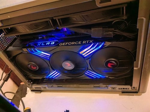 Περισσότερες πληροφορίες για "PNY RTX™ 4080 16GB XLR8 GAMING EPIC-X RGB OC"