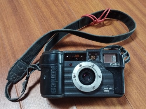 Περισσότερες πληροφορίες για "KONICA GENBA KANTOKU 35WB"