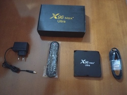 Περισσότερες πληροφορίες για "TV box x96 max plus ultra 4gb/64gb με εγγύηση"