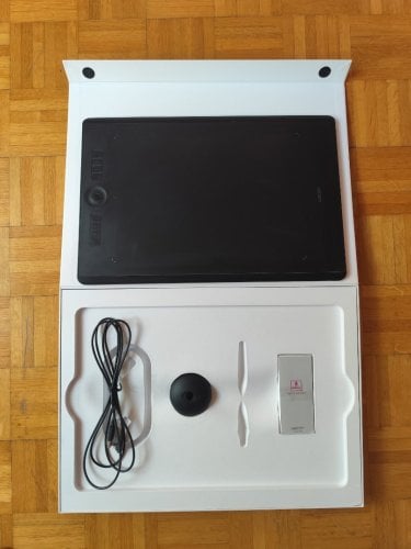 Περισσότερες πληροφορίες για "Wacom Intuos Pro Large (Paper Edition)"