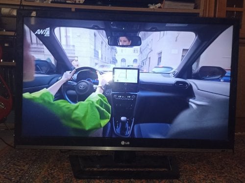 Περισσότερες πληροφορίες για "ΤΗΛΕΟΡΑΣΕΙΣ LG ΚΑΙ FUNAI 32'' FULL HD MPEG4"