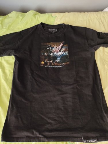 Περισσότερες πληροφορίες για "Dani gambino merch"